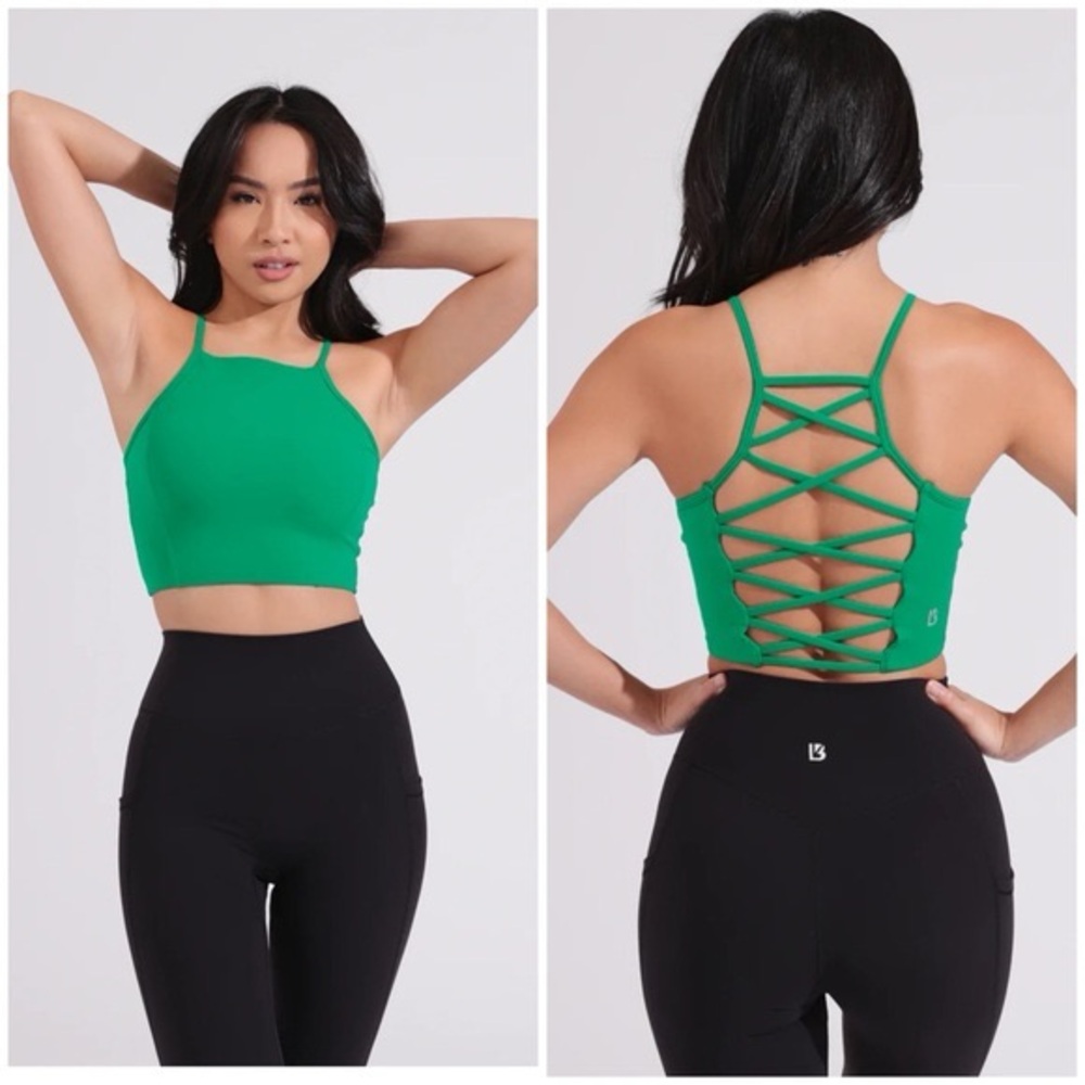 Buffbunny Ivy Crop in Lucky Charm